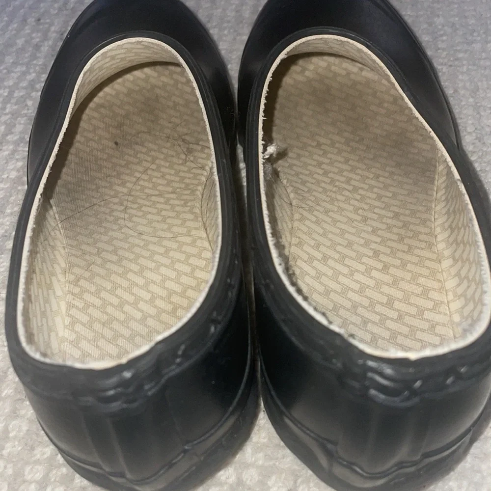 Hunter neoprene black rain clogs in size 6 women - Picture 4 of 5